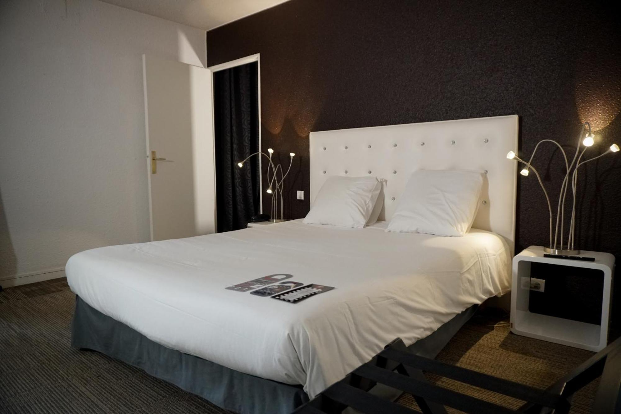 Enzo Hotels Diane - Logis Amneville Exterior photo